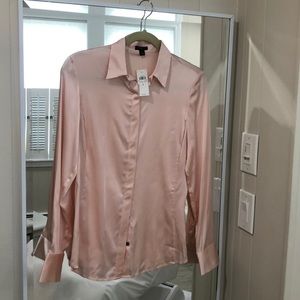 Silk Ann Taylor Shirt size 4, light pink.
